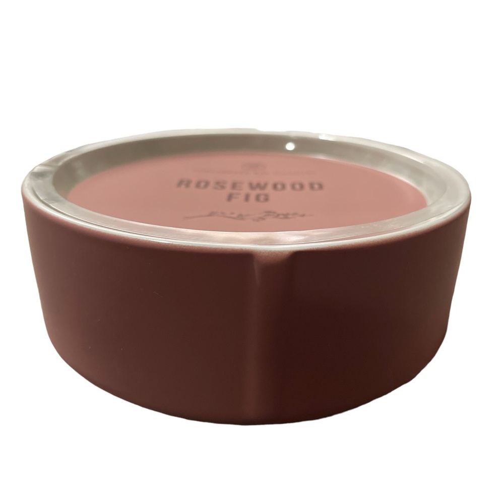 Rosewood Fig Fragrance 14.9 Oz by Chesapeake Bay Candle Natural Essential Oils